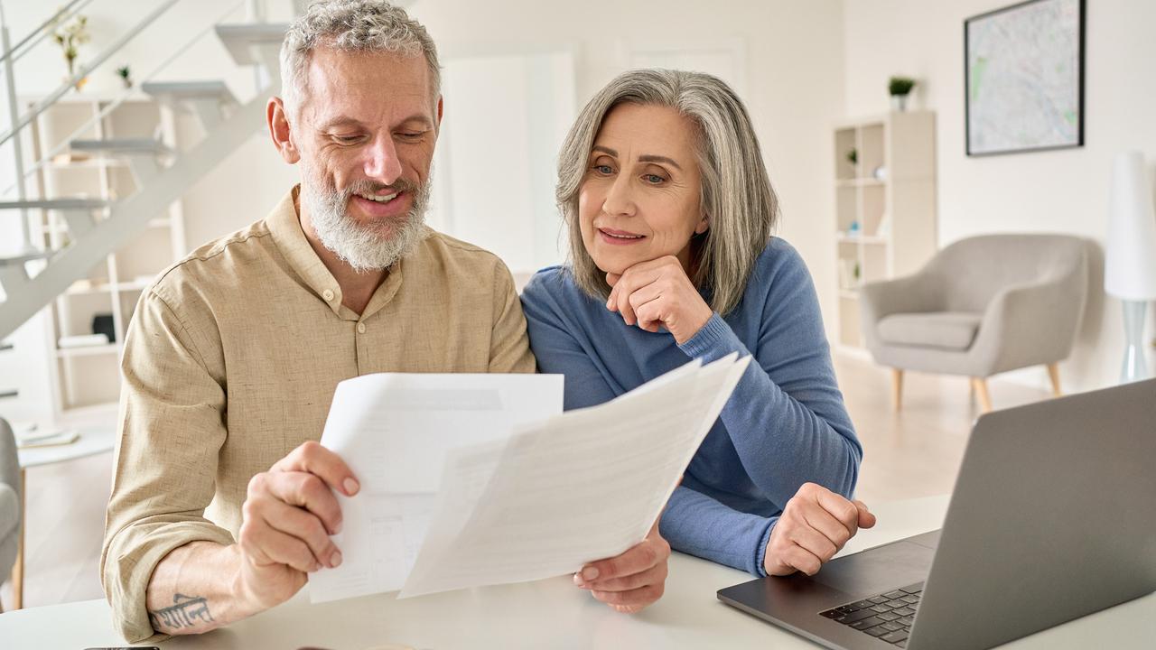 4 Ways To Manage Your Money After Retirement